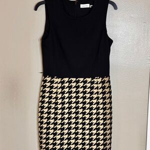 Calvin Klein Black and Tan Houndstooth Midi Dress